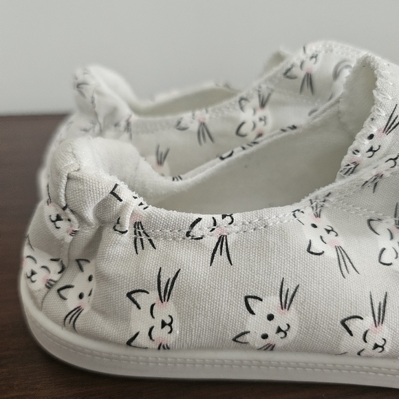 IASAC MIZRAHI Reesa Kitty Print Slip On Shoes, Sneakers - Picture 2 of 10